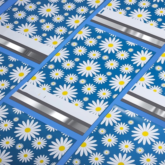 (20) 10x13 Daisies Blue Poly Mailers - Picture 4 of 5